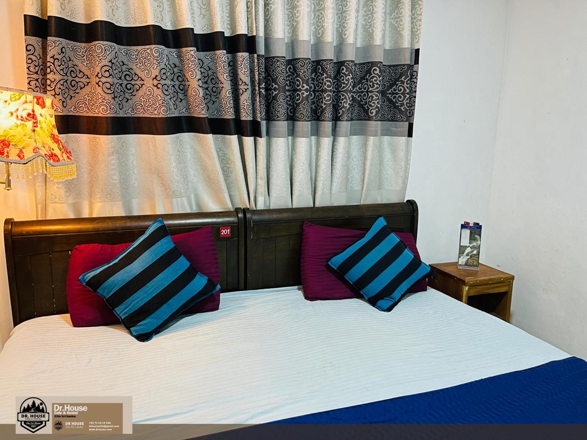 Dr House Ella - Hostel & Cafe Экстерьер фото